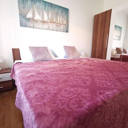 Apartments Mila Kastela Ruang foto